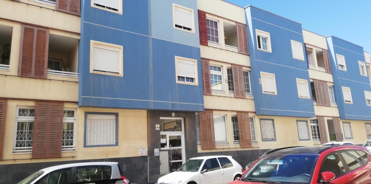 Apto Ache, Acogedor Apartamento De 66 M Con Terraza, Aire Acondicionado Y Parking Privado Gratuito Appartement Los Abrigos Buitenkant foto