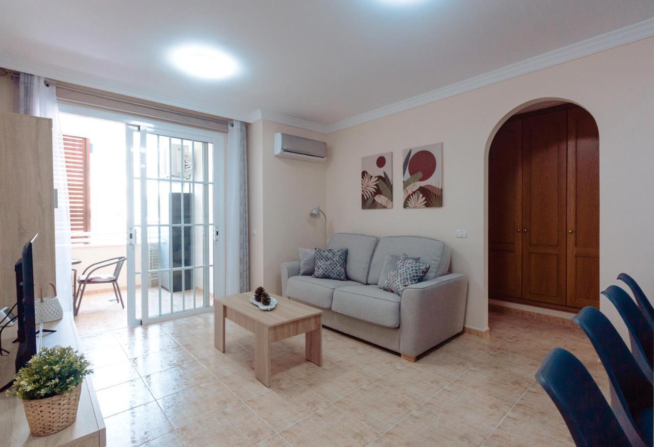 Apto Ache, Acogedor Apartamento De 66 M Con Terraza, Aire Acondicionado Y Parking Privado Gratuito Appartement Los Abrigos Buitenkant foto